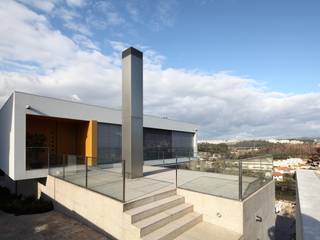 Moradia rua José Afonso - Valbom -Gondomar, Albertina Oliveira-Arquitetura Unipessoal Lda Albertina Oliveira-Arquitetura Unipessoal Lda Casas de estilo minimalista