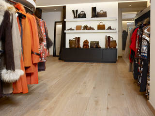 Houtenvloer in de winkel, Nobel flooring Nobel flooring Espaces commerciaux ruraux