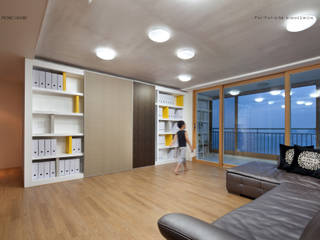 PICNIC HOUSE, designvom designvom Moderne Wohnzimmer