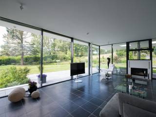 Blick frei mit KELLER minimal windows® , KELLER AG KELLER AG Hình ảnh cửa sổ & cửa ra vào phong cách tối giản