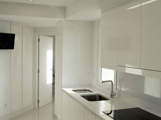 Reforma integral de piso, Intra Arquitectos Intra Arquitectos Modern kitchen