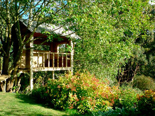 Childs treehouse, wayne maxwell wayne maxwell Rustic style garden