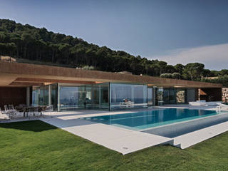 Rehabilitación de vivienda unifamiliar en Begur, Costa Brava, Baix Empordá, MANO Arquitectura MANO Arquitectura บ้านและที่อยู่อาศัย