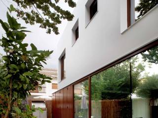 Vivienda unifamiliar en Vilassar de Mar, Maresme, Barcelona, MANO Arquitectura MANO Arquitectura Casas minimalistas