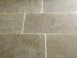 Umbrian Limestone, Floors of Stone Ltd Floors of Stone Ltd Dapur Gaya Country