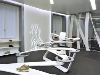 SHOWROOM MODA - Milano, INO PIAZZA studio INO PIAZZA studio Commercial spaces