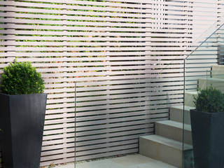 Garden fence DDWH Architects Giardino moderno