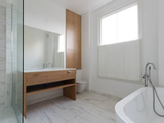 union square bathroom, Powell Picano Powell Picano Kamar Mandi Modern