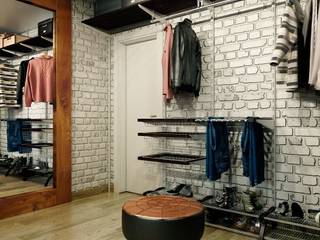 Каменный лофт, CO:interior CO:interior Industrial style dressing rooms