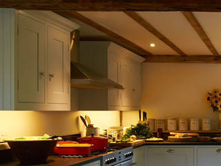 Barn Conversion Family Shaker Kitchen By Luxmoore & Co, Luxmoore & Co Luxmoore & Co Dapur Gaya Country