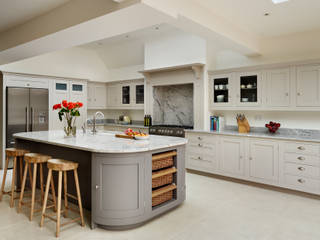 Shaker kitchen by Harvey Jones Harvey Jones Kitchens Classic style kitchen