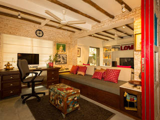 Eclectic Apartment, The Orange Lane The Orange Lane Asian style study/office