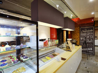 Das neue Werk Designstudio ALLARSDESIGN aus Perm - Interior Design Cafes und Schokoladenläden Couverture Chokolatier Cafe., ALLARTSDESIGN ALLARTSDESIGN 상업공간
