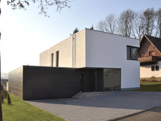 Einfamilienhaus OE, Fachwerk4 | Architekten BDA Fachwerk4 | Architekten BDA モダンな 家