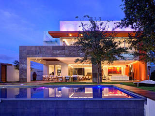 Tardes-Noches de Arquitectura y Diseño, Ingrid_Homify Ingrid_Homify Modern houses