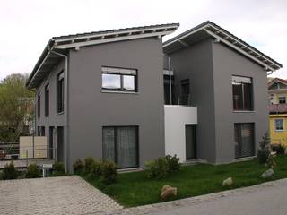 2011001 - Mehrfamilienhaus in Neukirchen/Inn, bauconcept bauconcept منازل