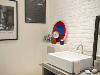 Rénovation Compléte d'un Ancien Bureau en Appartement, Atelier Grey Atelier Grey Modern Bathroom