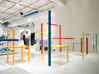 CH-AIR-S for ISSEY MIYAKE, 山本陽一建築設計事務所 山本陽一建築設計事務所 Commercial spaces