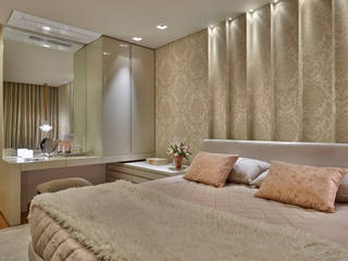 homify Modern style bedroom Wardrobes & closets