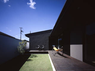 吉備津の家-okayama-, HUMAN.ARCHITECTS-高尾淳- HUMAN.ARCHITECTS-高尾淳- Modern Garden