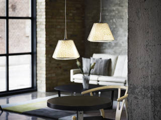 KIKU & SAKURA lamp shades for LE KLINT, tona BY RIKA KAWATO / tonaデザイン事務所 tona BY RIKA KAWATO / tonaデザイン事務所 Scandinavian style living room