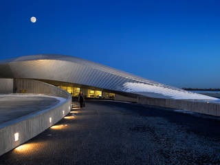 Simes in Danimarca per il Blue Planet. L'innovativa illuminazione valorizza le forme organiche dell'acquario, Simes Spa Simes Spa Ticari alanlar