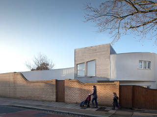 The Camberwell Curve, Nic Antony Architects Ltd Nic Antony Architects Ltd Moderne huizen