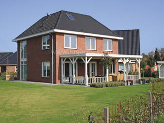 Aanbouwveranda , Lugarde BV Lugarde BV Classic style balcony, porch & terrace