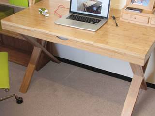 Cable-Tidy Home Office Desk, Finoak LTD Finoak LTD Phòng học/văn phòng phong cách hiện đại