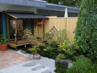Kleiner Garten ganz Moos (Groß), Kokeniwa Japanische Gartengestaltung Kokeniwa Japanische Gartengestaltung Asian style gardens