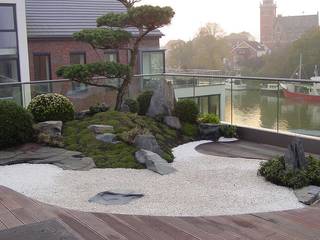 Zengarten auf Dachterrasse, japan-garten-kultur japan-garten-kultur Vườn phong cách châu Á