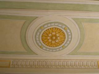 Soffitto decorato - Residenza privata - Reggio Emilia, Andrea Cremaschi Andrea Cremaschi Corredores, halls e escadas clássicos