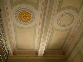 Soffitto decorato - Residenza privata - Reggio Emilia, Andrea Cremaschi Andrea Cremaschi Classic style corridor, hallway and stairs
