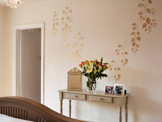 Hampton House - bedroom and dressing room, ZazuDesigns ZazuDesigns Chambre classique