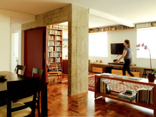 Apartamento Pinheiros, ODVO Arquitetura e Urbanismo ODVO Arquitetura e Urbanismo 모던스타일 거실