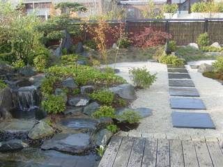Moderne trifft Tradition, Kokeniwa Japanische Gartengestaltung Kokeniwa Japanische Gartengestaltung Asian style garden
