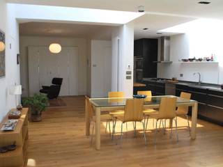 Suburban House Extension North London, Caseyfierro Architects Caseyfierro Architects Modern dining room