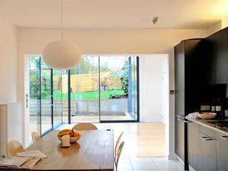 FAMILY HOUSE Extension, Caseyfierro Architects Caseyfierro Architects Modern dining room