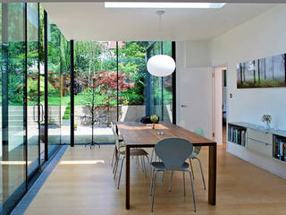 FAMILY HOUSE Extension, Caseyfierro Architects Caseyfierro Architects モダンデザインの ダイニング