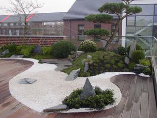 Über den Dächern von Leer, Kokeniwa Japanische Gartengestaltung Kokeniwa Japanische Gartengestaltung Jardines de estilo asiático