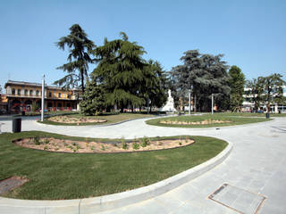 Riqualificazione Piazzale della Stazione di Cremona, Studio di Architettura Fabio Nonis Studio di Architettura Fabio Nonis Сад в стиле модерн