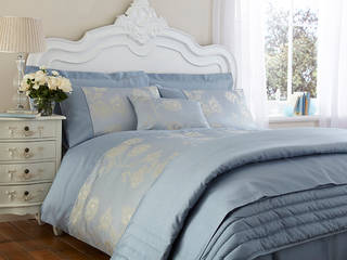 Charlotte Thomas "Antonia" Jacquard Collection in Duck Egg Blue, We Love Linen We Love Linen Camera da letto in stile classico