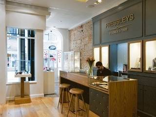 Pressleys - Chichester, Engaging Interiors Limited Engaging Interiors Limited Espacios comerciales