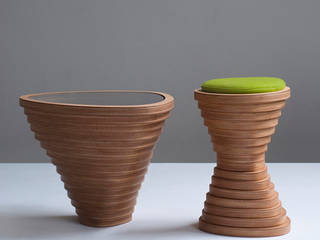 Tettonica - sidetable and stool, Studio Janina Loeve Studio Janina Loeve غرفة المعيشة