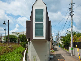 River side house / House in Horinouchi, 水石浩太建築設計室／ MIZUISHI Architect Atelier 水石浩太建築設計室／ MIZUISHI Architect Atelier Moderne Häuser