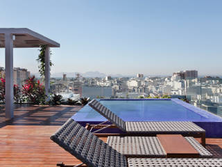Cobertura Ipanema, House in Rio House in Rio Balcones y terrazas modernos: Ideas, imágenes y decoración