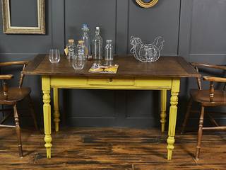 Reclaimed Top Shabby Chic Yellow Dining/Side Table , The Treasure Trove Shabby Chic & Vintage Furniture The Treasure Trove Shabby Chic & Vintage Furniture 餐廳