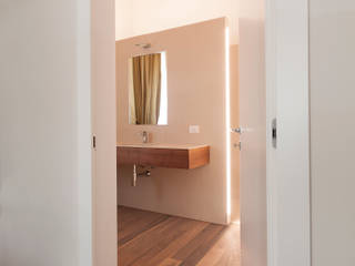 04_appartamento a Settimo di Pescantina (Vr), moovdesign moovdesign Nowoczesna łazienka