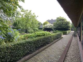 Vrijheid in de tuin - natuurlijk gegrond, Meeuwis de Vries Tuinen Meeuwis de Vries Tuinen Classic style garden