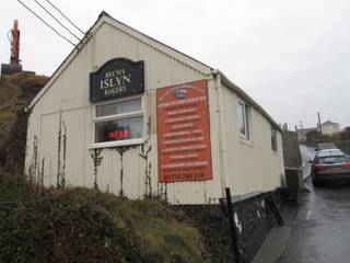 Thatched Bakery, Gwynedd, North Wales, Rob David Interior Design Rob David Interior Design Commercial spaces